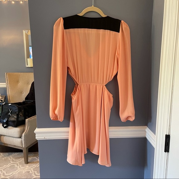 Flowwy dress - Picture 2 of 6